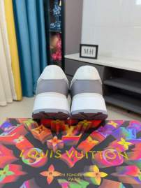 Picture of Louis Vuitton Shoes _SKULVsz38-45mnf024316933